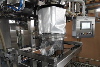 Continuous film filling heads