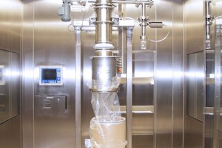 Estaciones de llenado de envases pequeños