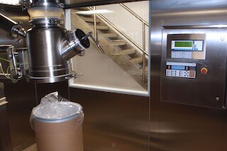 Estaciones de llenado de envases pequeños