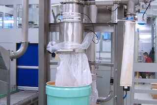 Estaciones de llenado de envases pequeños