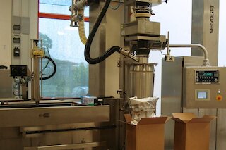 Estaciones de llenado de envases pequeños